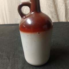 Vintage Strawberry Glen Wine Jug & Lid Mogen David Wine Co. 4/5 Quart
