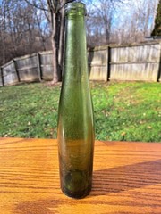 Antique Dark Green Wine Bottle 11½ Tall