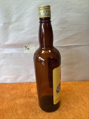 S -Vintage Rare Akadama Wine Bottle Light Red Suntory LTD Tokyo & Osaka Japan