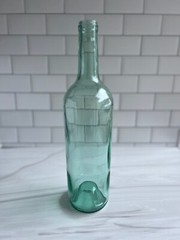 NEW 750ml Georgia Green Glass Wine Bottles – $0.75/unit