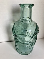 Canada Green Glass Embossed Fruit Grape Apple Cherry Pear Decanter Wine Bottle