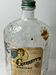 Vintage Embossed Bottle Garrett&rsquo;s American Wine Eagle, Grape, Berries 10&Prime; 4/5 QT