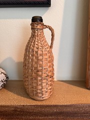 Vintage 8.5” Wicker Wrapped Brown Glass Wine Liquor Bottle Willow Basket