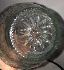BOTTLE: clear glass, MOGEN DAVID Concord 1979 Wine Decanter w/stopper EMPTY, VTG