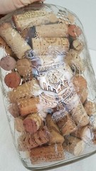 Garrett’s VTG Embossed American Wines 1/2 Gallon Wine Decanter Bottle+Corks