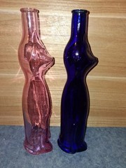 Vtg Riesling Wine Collectible Pair Of Cat Bottles-Cobalt Blue & Pink-Very Clean!