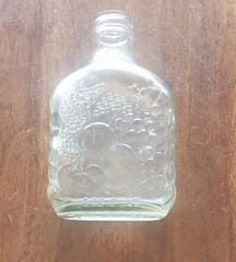 Berry Cup Wines Glass Bottle 2/5 Pint Yonkers NY