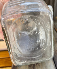 Vintage Collectible Bartolomeo Pio Wine Bottle 1/2 gallon, Philadelphia PA