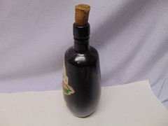 1962 Concellos red wine black glass bottle #487 RL 9.5&Prime; tall JT Pinto Label