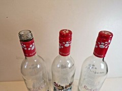 3 Empty Hazlitt 750 ml Red Cat Bottles One Christmas Finger Lakes Red Wine