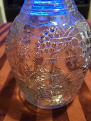 Vintage 4/5 QUART Clear GLASS WINE BOTTLE DECANTER GRAPES & LEAVES 8” Tall