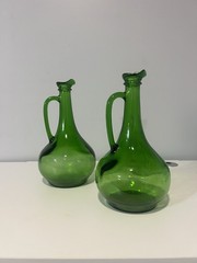 2 Vintage 1976 Wine World Green Glass Decanters 1.5L W-1044 Carafes Pitcher !