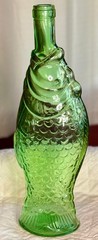 GREEN FISH KOI SHAPED ITALIAN WINE BOTTLE, 1970&rsquo;s DECANTER, 13.5&Prime;, BEAUTIFUL VTG