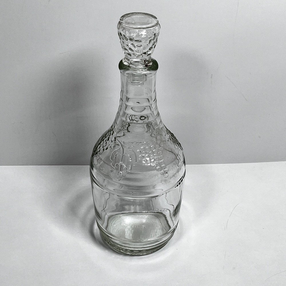 Vintage 4/5 Quart Glass Bottle Decanter 8&Prime; tall Grapes & Leaves Design w/ Top