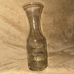 Vintage RW Cooke Etched Glass Wine Carafe 10 3/4 » tall