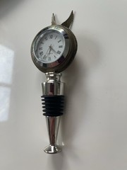 Rare Vtg Wine Bottle Stopper Quartz Clock Watch Wings Ornate Chrome? Collectible
