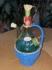 1963 Chianti Italian Wine Green Glass Decanter & Blue Wicker Basket Labels Rare