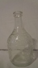 VINTAGE CLEAR GLASS WINE DECANTER BOTTLE EMBOSSED GRAPES LEAVES VINES 4/5 QUART
