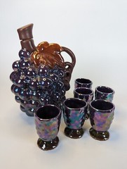 1940s Opalescent Grape Wine Decanter With Cork w 6 Tasting Cups MCM Complete Set