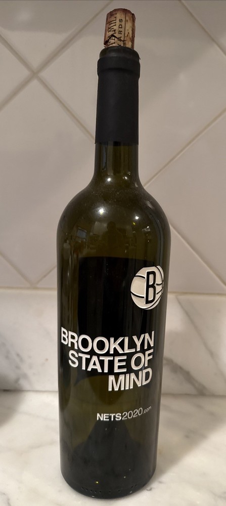 Brooklyn Nets NBA Super Rare Etched Empty Wine Bottle 2020 – MINT CONDITION