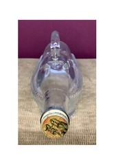 1972? VINTAGE LONDON ONTARIO WINERY CLEAR WINE GLASS BOTTLE WITH ORIGINAL CAP