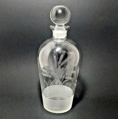 Vintage Etched Crystal Glass Bottle Wine Decamter