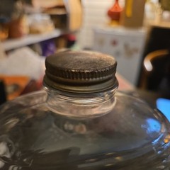 Vintage Glass Grapevine Embossed Wine Bottle Jar 1/2 Half Gallon Screw Lid