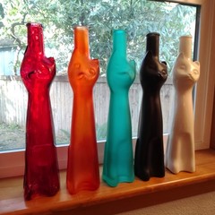 Vintage 5 Happy Cat Riesling Wine Bottles Red Green Black White Orange T3
