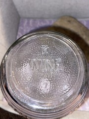 Keystone Vintage 4/5 Quart Glass Wine Bottle Grapes & Leaves Design EUC