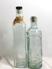 Wine Bottles Set (2) Green Wine Bottle Decanter with Cork Lids