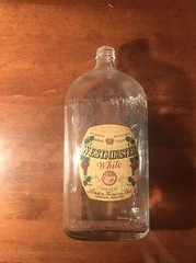 VINTAGE LONDON WINERY LIMITED BOTTLE – LONDON, ONTARIO, CANADA -GREAT CONDITION