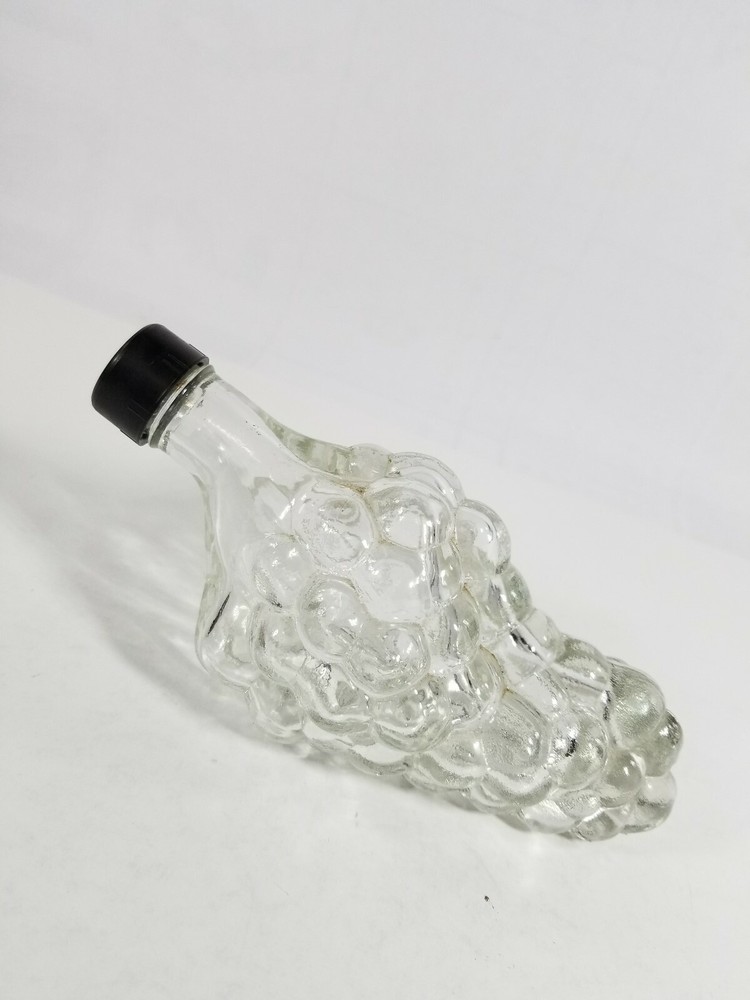 Vintage GRAPE BUNCH SHAPE BOTTLE Clear Glass Decanter 6.5&Prime; Cluster