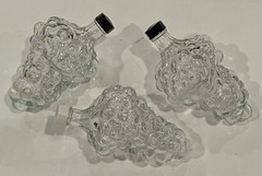 Lot/3 Vintage Grape Bunch Shaped Decanters Clear Glass Bottle Screw Cap 7 oz 6&Prime;L