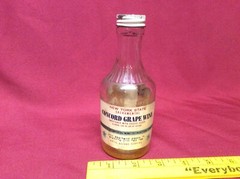 Vintage RARE Mother Goldstein Concord Grape Wine Glass Bottle W/ Cap Hartford CT