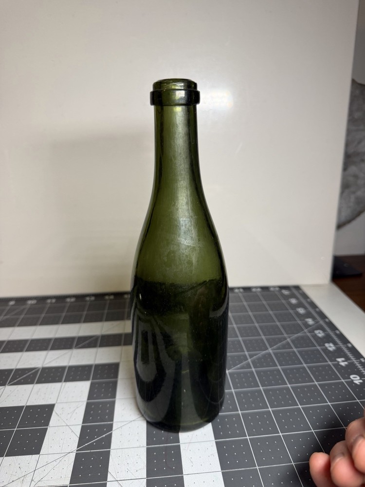 Vintage Early 1900&rsquo;s Hand Blown Green Wine Bottle with Deep Punt 9 Inches Tall