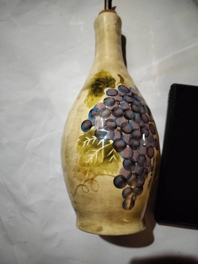 Italian Decantor By Bordeaux Hand Painted Grapevine Tabletops /&rsquo;Bordeaux &lsquo;