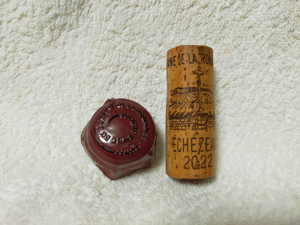 DRC ECHEZEAUX ROMANEE CONTI 2022 Cork Capsule Top Foil From Japan