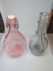 Lot Of 2 VTG CASADIS MILANO JUS DE FRUIT Pink Decanter 2 Liter & 4 Chamber Jugs