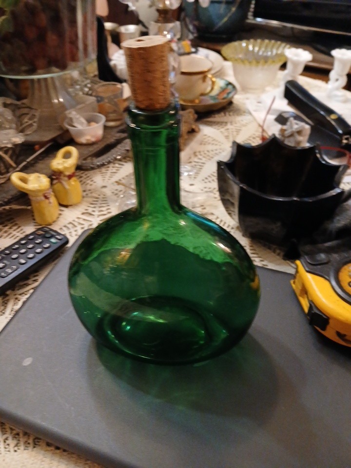 Vtg Heavy Dark Green Glass Teardrop Wine Bottle Marked BA 313 8&Prime; Tall