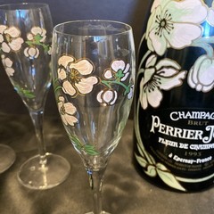 1.5L 1995 Perrier Jouet Brut Fleur de Champagne Empty Bottle W/ 4 Glasses