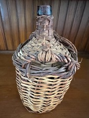 Vintage VILELLA Spain Amber Glass Wicker Wrapped Demijohn Wine Jug Rustic Decor