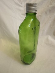 Vintage E & J Gallo Flavor-Guard One Pint Green Glass Liquor Bottle Cap