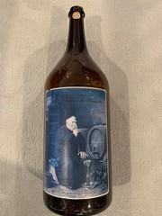 SUPER LARGE WINE BOTTLE – A « BALTHAZAR » 12 L !- Barbera del Piemonte (Empty)