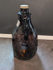 Rare Vintage Maywood Glass Amber Wine Jug – Half Gallon – Grape Design
