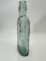 Vintage Liquor Wine Bottle Made in Spain 1994 Grapes and Leaves Embossed Glass