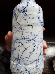 MCM Welch&rsquo;s Refreshment Wine Bottle Hazel Atlas Blue Drizzle Milk Glass 1955 Lid