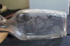 Vintage Garrett&rsquo;s American Wines embossed clear 1 quart wine bottle grapes