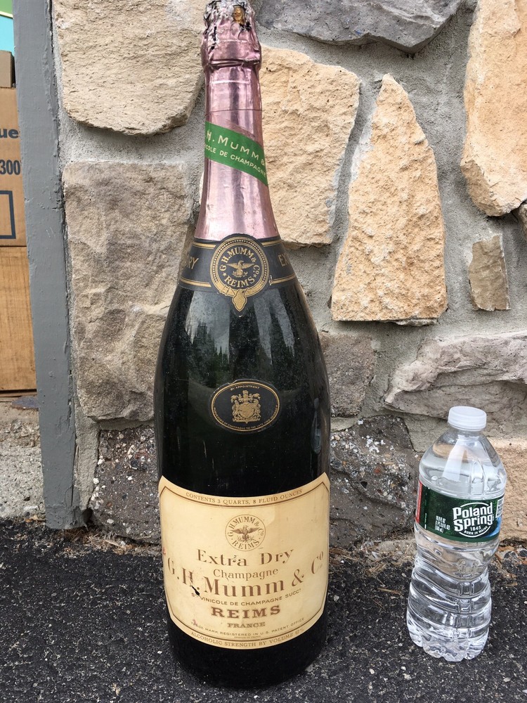 RARE HUGE 1940’s MUMM & Co Reims CHAMPAGNE DISPLAY BOTTLE GLASS DUMMY BOTTLE