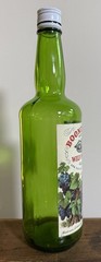BOONE&rsquo;S FARM 4/5 qt Early Settler Wild Mountain Grape Wine Glass Bottle