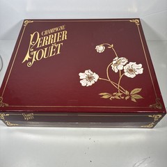 Perrier Jouet Box Champagne 1985 EMPTY Bottle/Cork 4 Hand Painted Glass Flutes